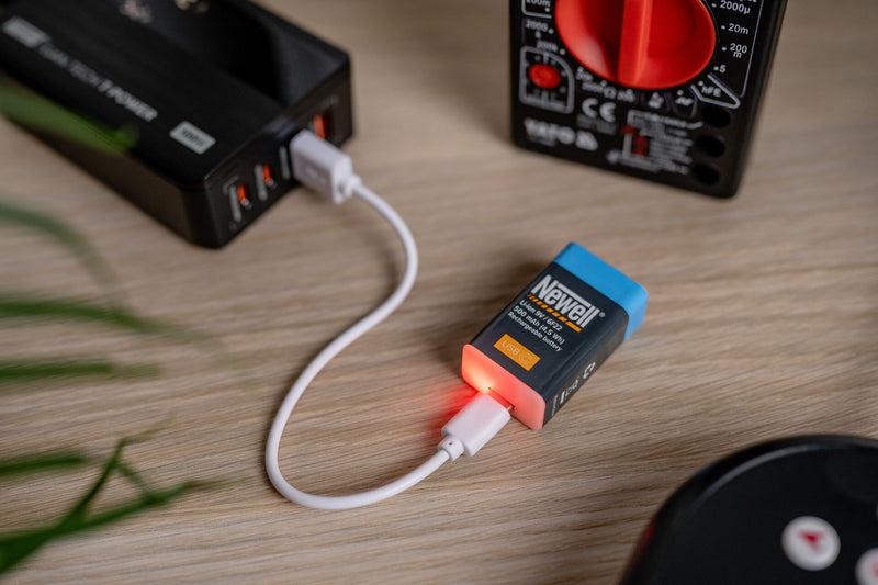 Newell 9V USB-C 500 mAh Rechargeable Battery
