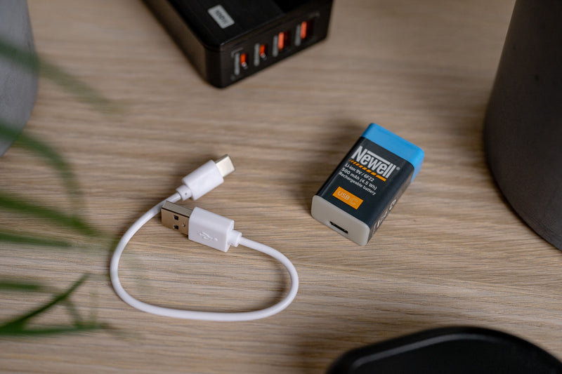 Newell 9V USB-C 500 mAh Rechargeable Battery