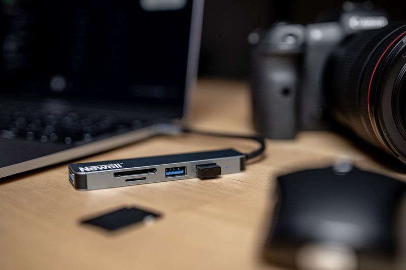 Newell Hub 5in1 Silver