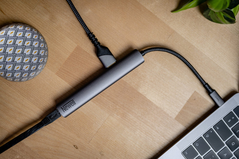 Newell 6-in-1 hub - graphite