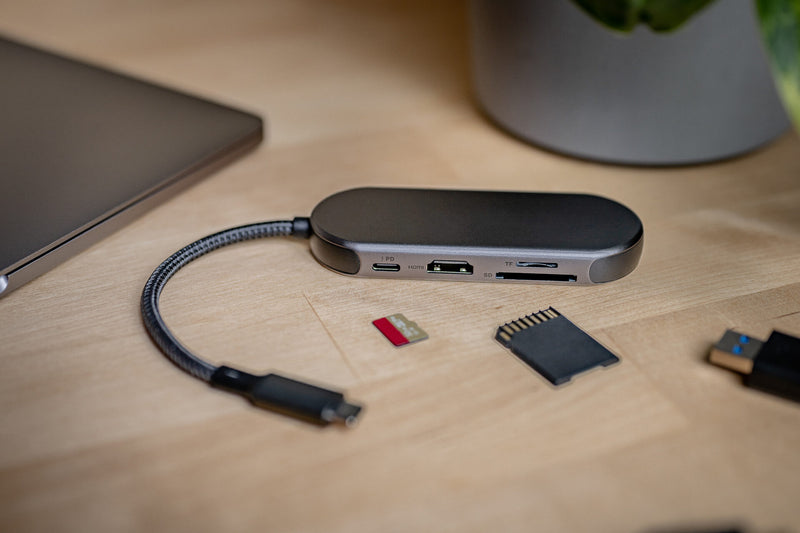 Newell 7-in-1 hub - graphite