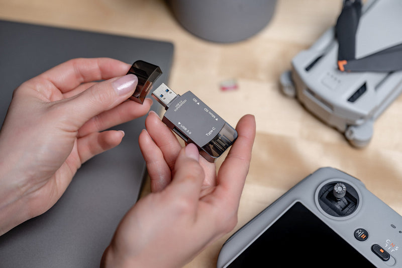 Newell Hub 3-in-1 OTG USB-A, SD, Micro SD