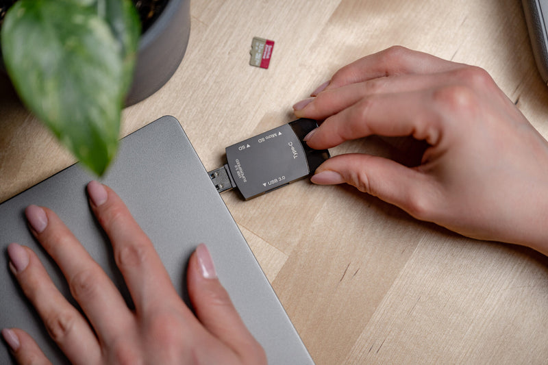 Newell Hub 3-in-1 OTG USB-A, SD, Micro SD