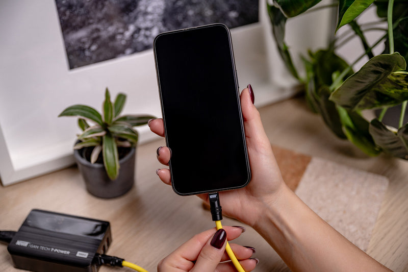 Newell USB-C - USB-C 100 W cable, 2 m, Silicone, Spiral, Yellow-Black