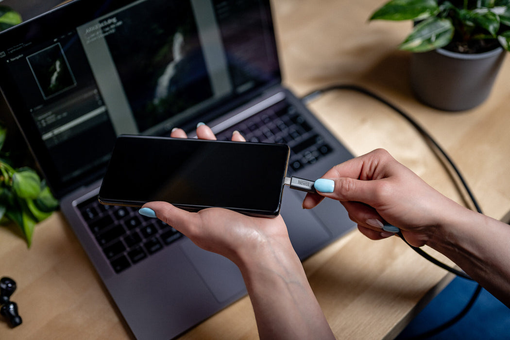 Newell USB-C - USB-C 3.2 Gen 2 - 2 m, graphite