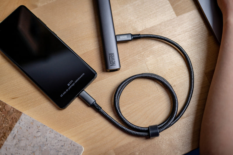 Newell USB-C - USB-C 4.0 - 1 m, graphite