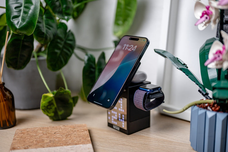 Newell induOne MagPlay charger