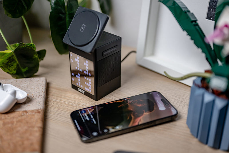 Newell induOne MagPlay charger