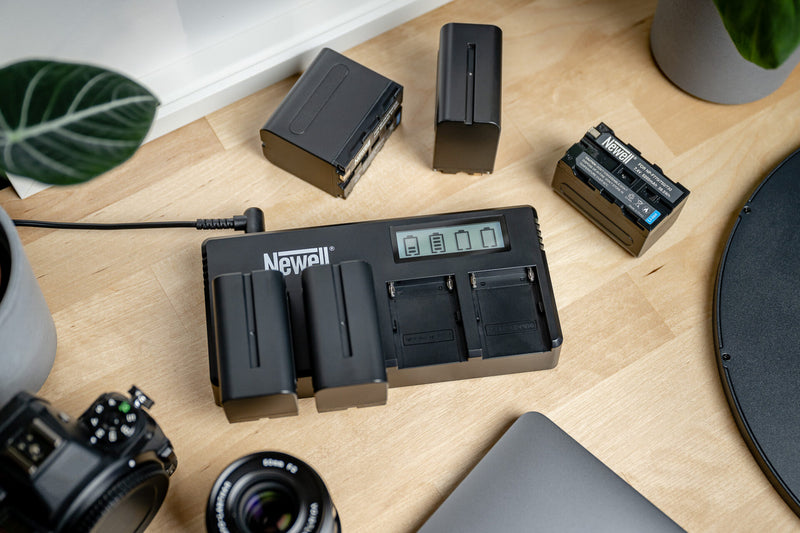 Newell DF-4CH four-channel charger for NP-F batteries for Sony