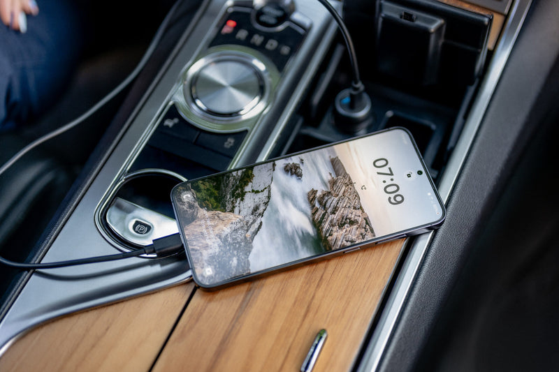 Newell CC-001 PD 89 W car charger