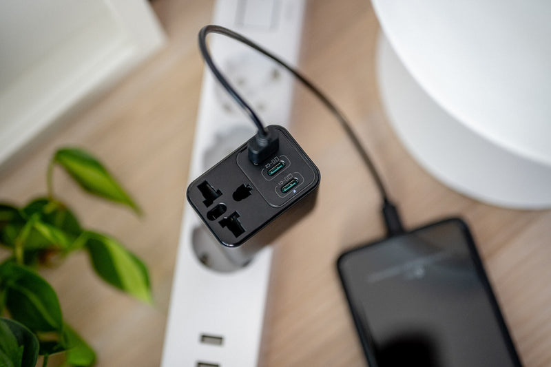 Newell GaN travel adapter 65W mains charger