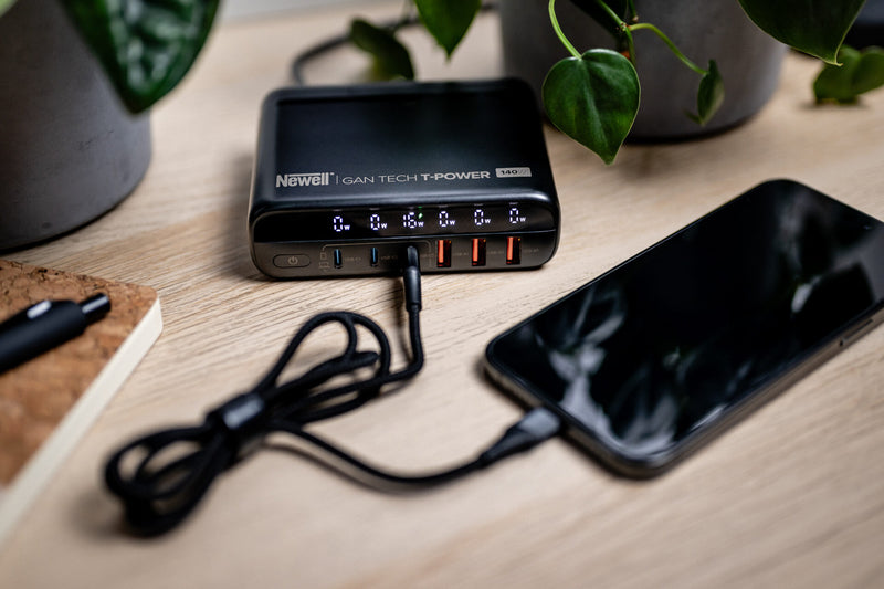 Newell GaN Tech T-power 140 Watt mains charger with adapter kit