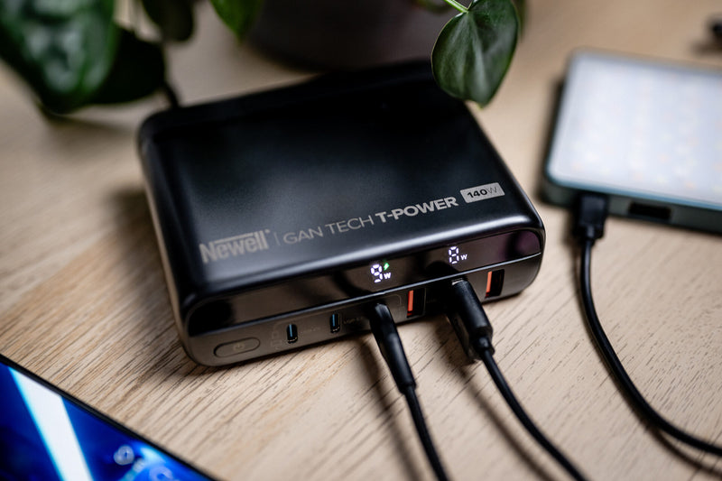 Newell GaN Tech T-power 140 Watt mains charger with adapter kit