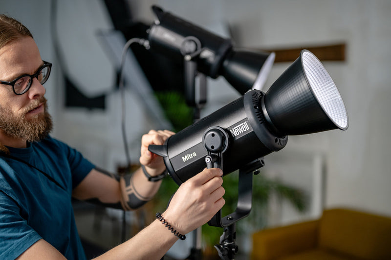 Newell Mitra 180 RGB Led light