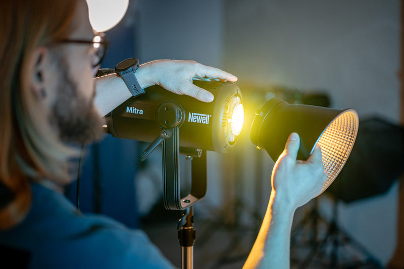 Newell Mitra 180 RGB Led light