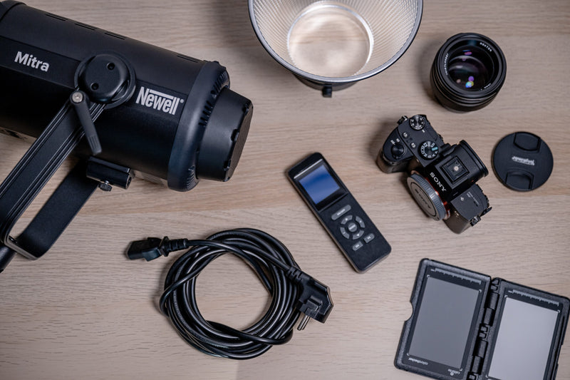 Newell Mitra 180 RGB Led light