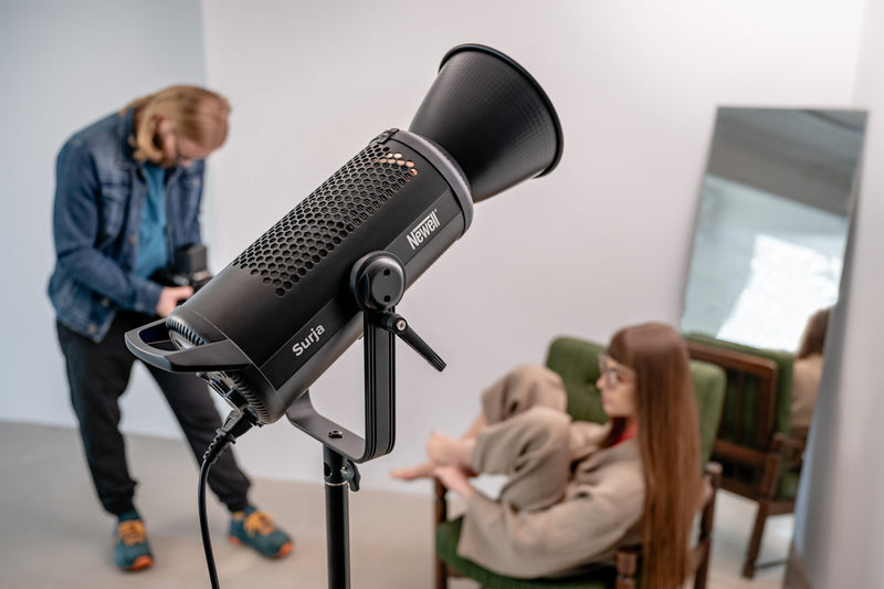 Newell Surja 400 LED light