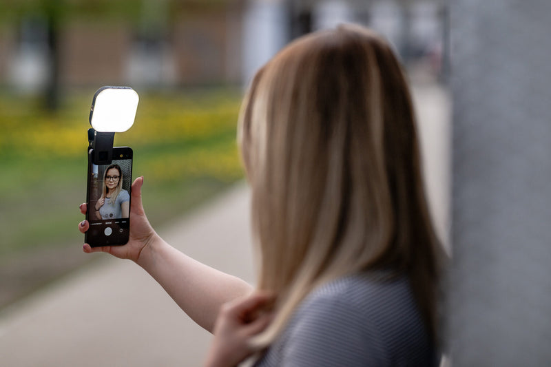 Newell Sunny LED Light for Smartphone