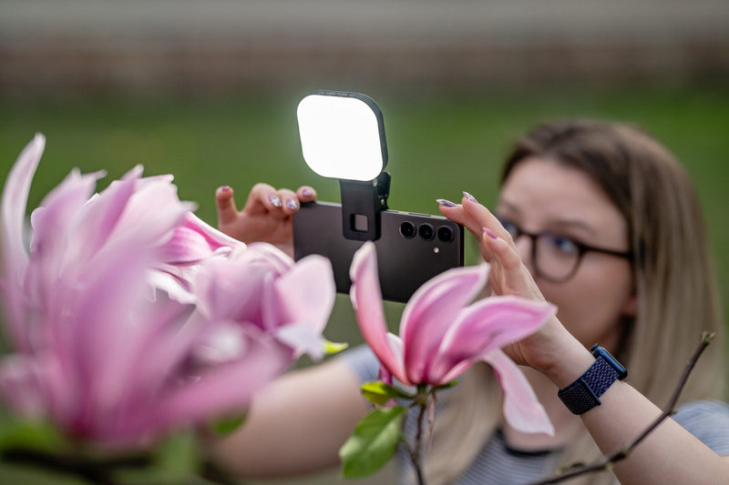 Newell Sunny LED Light for Smartphone