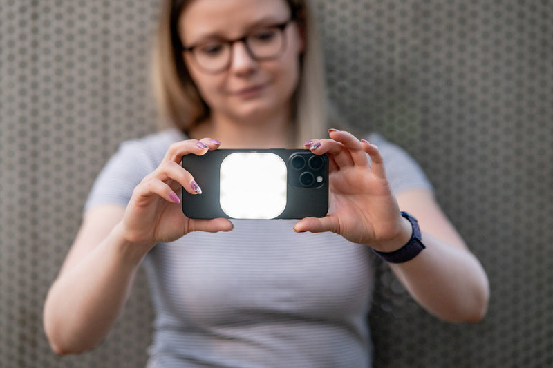 Newell Sunny LED Light for Smartphone