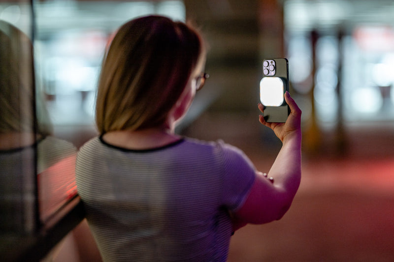 Newell Sunny LED Light for Smartphone