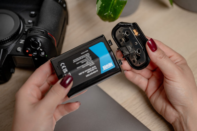 Newell Battery Chamber Cover BL-7 for Nikon