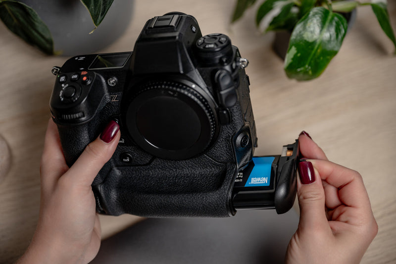 Newell Battery Chamber Cover BL-7 for Nikon