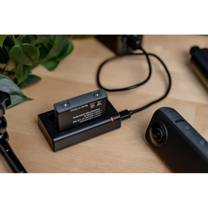 Newell SDC-USB dual channel charger for One X3 Insta360